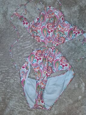 Woman's Pink Paisley One-Piece Swimsuit